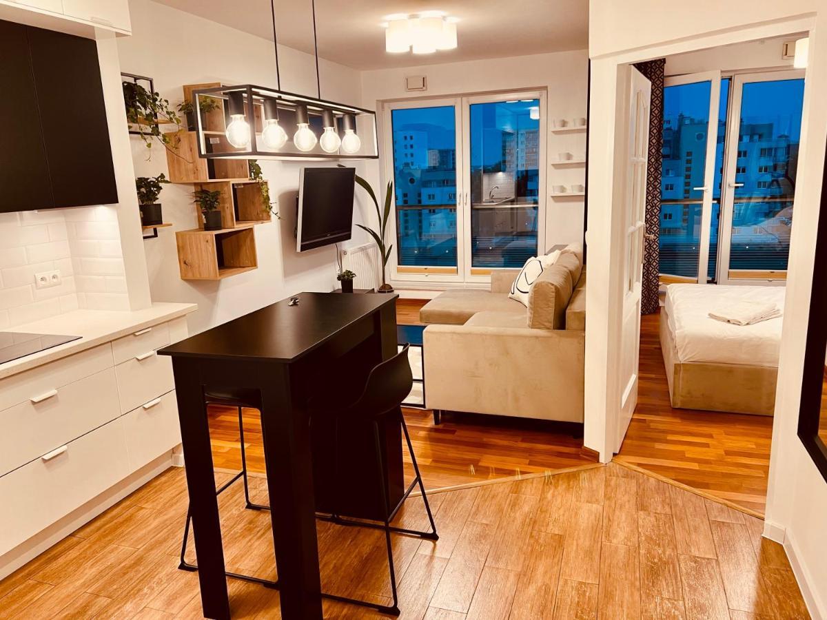 Jardin Apartment Ursynow Варшава Екстер'єр фото